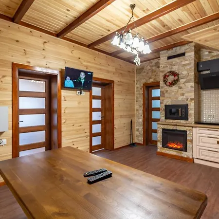 Chalet-tiara