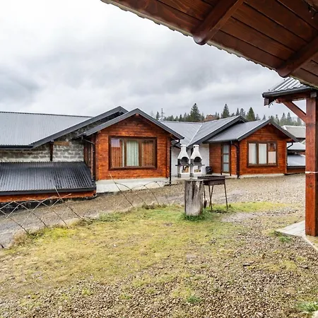 Chalet-tiara
