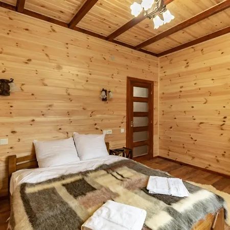 Chalet Chalet-tiara