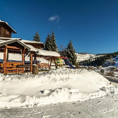 Chalet-tiara